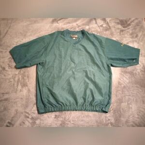 Footjoy V neck water and wind resistant golf pullover